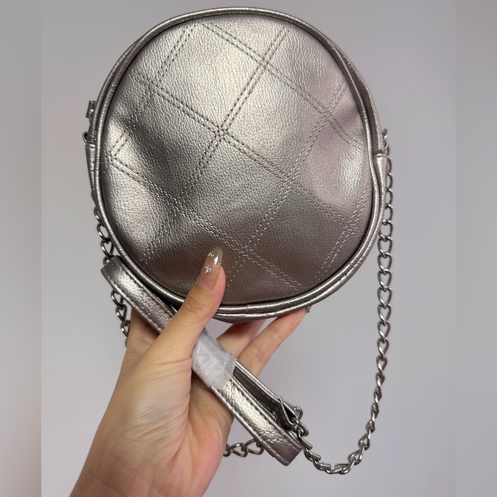 New Silver Round Crossbody Bag